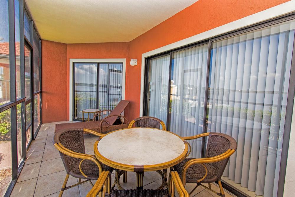 Four-Bedroom Standard Apartment interior